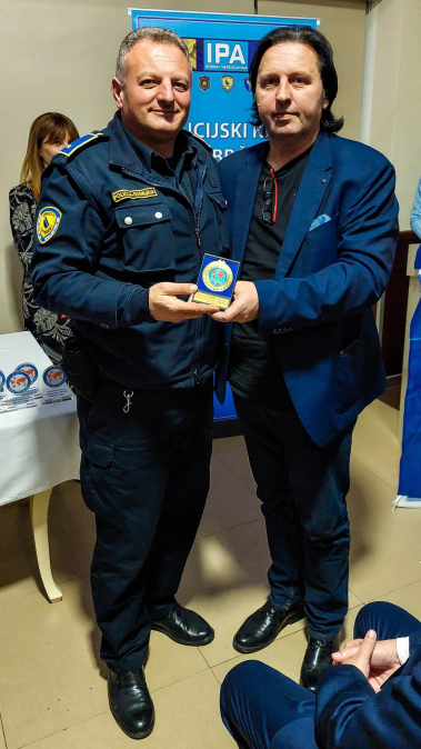 0BECE01B 75BE 455F B9C8 E33FF8362537