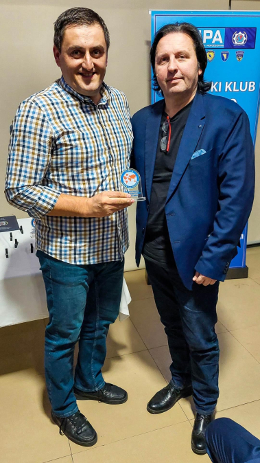 0BECE01B 75BE 455F B9C8 E33FF8362537