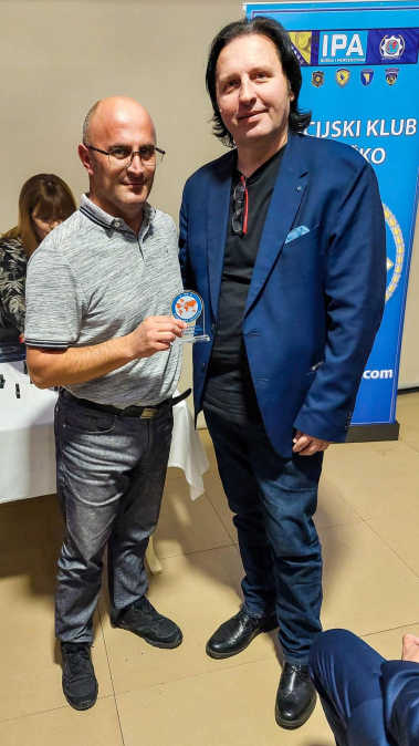 0BECE01B 75BE 455F B9C8 E33FF8362537