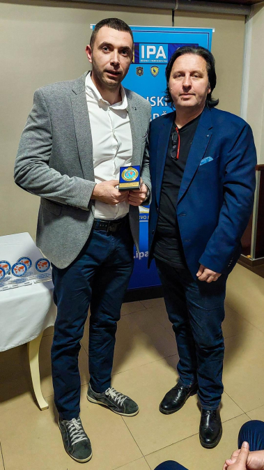 0BECE01B 75BE 455F B9C8 E33FF8362537