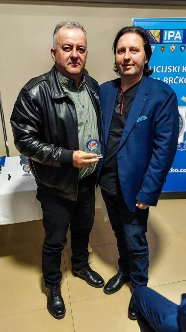 0BECE01B 75BE 455F B9C8 E33FF8362537