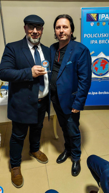 0BECE01B 75BE 455F B9C8 E33FF8362537