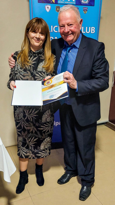 0BECE01B 75BE 455F B9C8 E33FF8362537