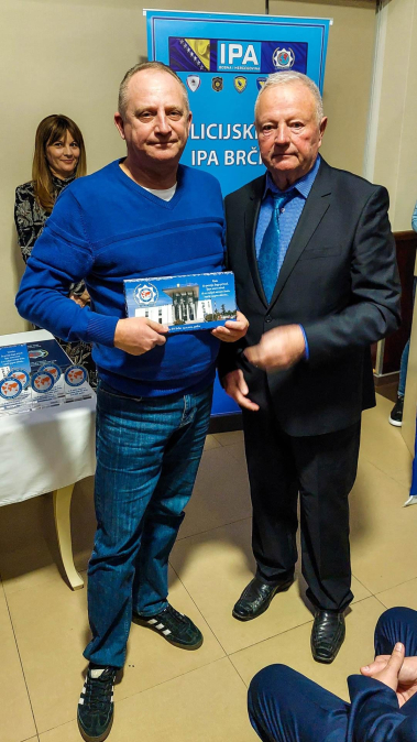 0BECE01B 75BE 455F B9C8 E33FF8362537