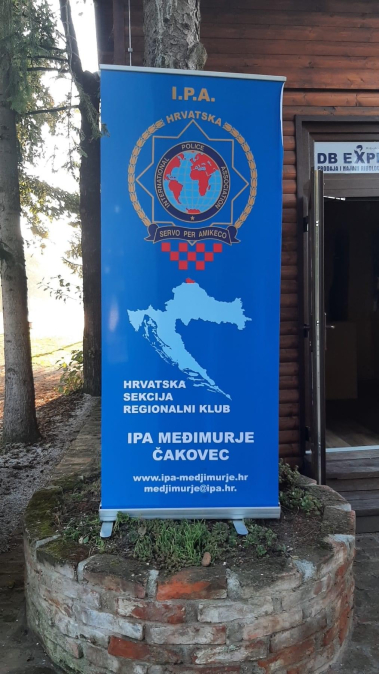 6D924B04 3A0C 4E78 8AB8 356C03858C51