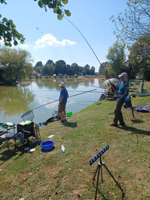 86AC1BE0 9AE3 44EE 95CB D8EDB8EA4D8E